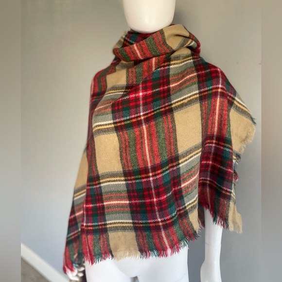 Plaid scarf/shawl - Picture 5 of 10